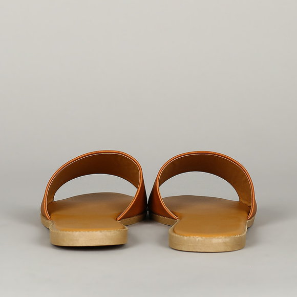Heat Wave - Camel Slide On Sandals - Picture 6 of 8